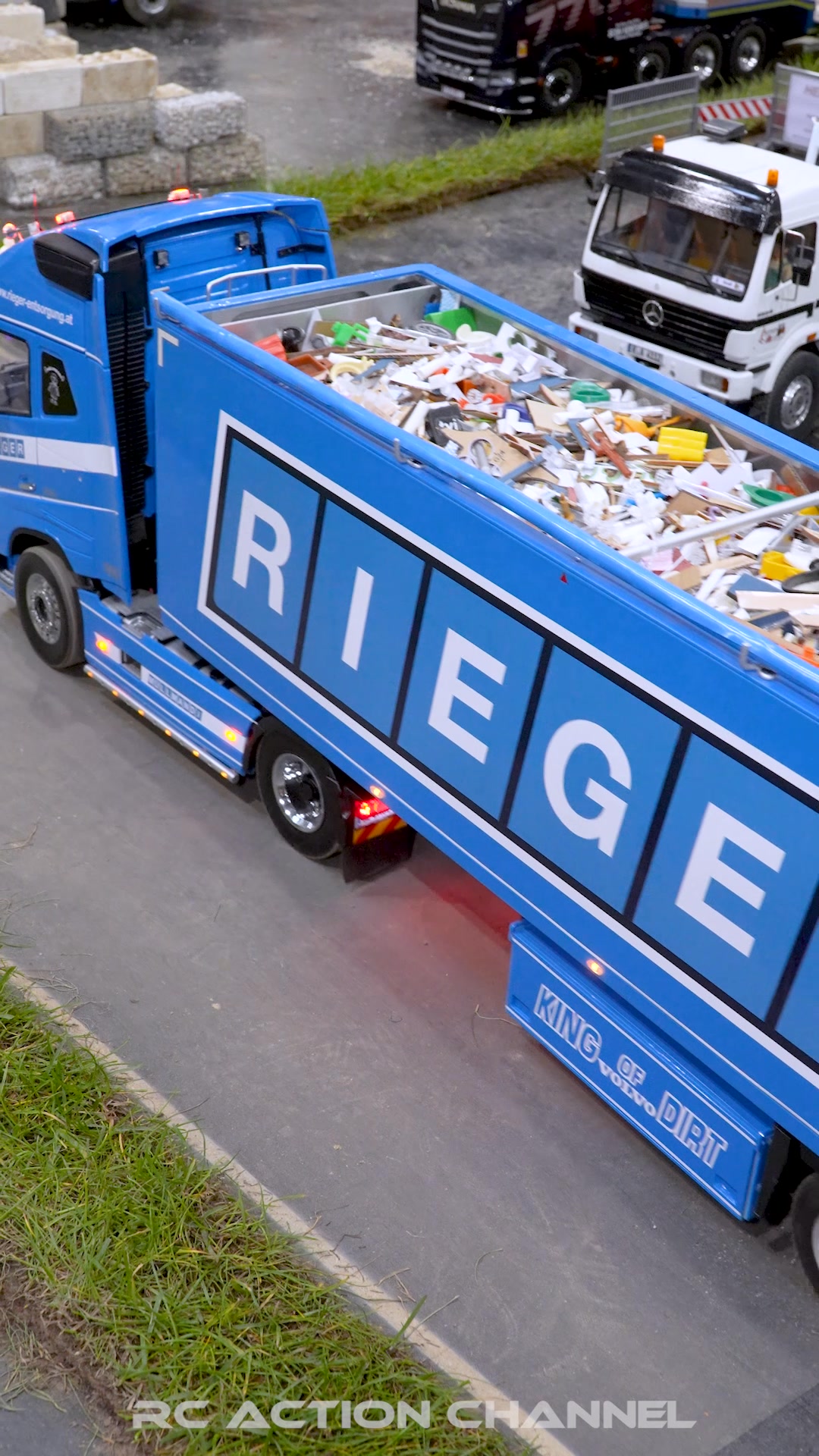 🔥CRAZY RC Trucks and Construction ACTION at Ried 2025 🚛💨 Experience the ...