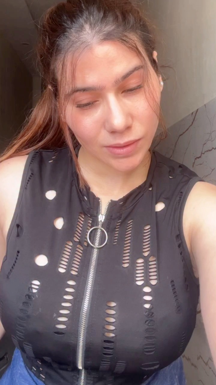 Farha Rizvi on Reels | Facebook