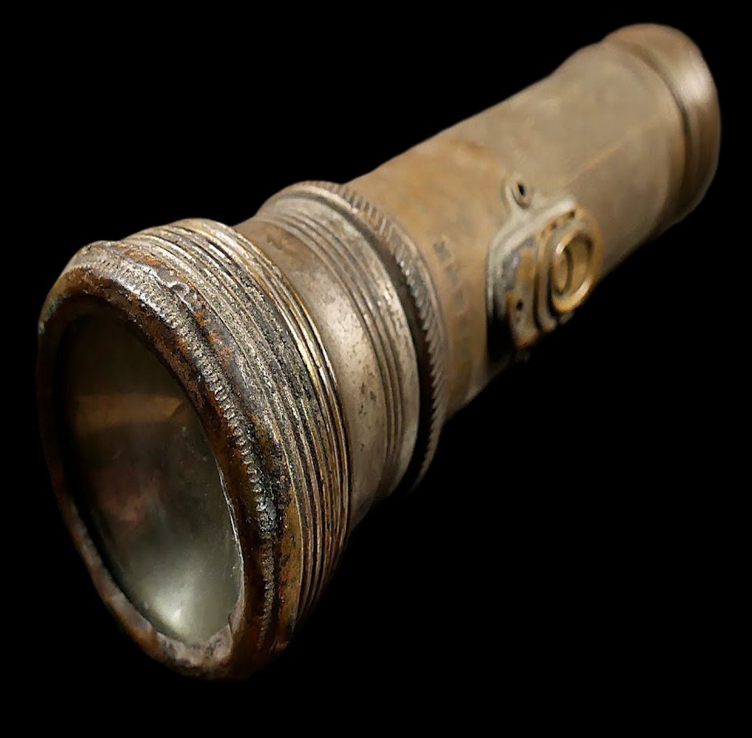 100 Year Old Flashlight Restoration | Pretty Restoration | Facebook