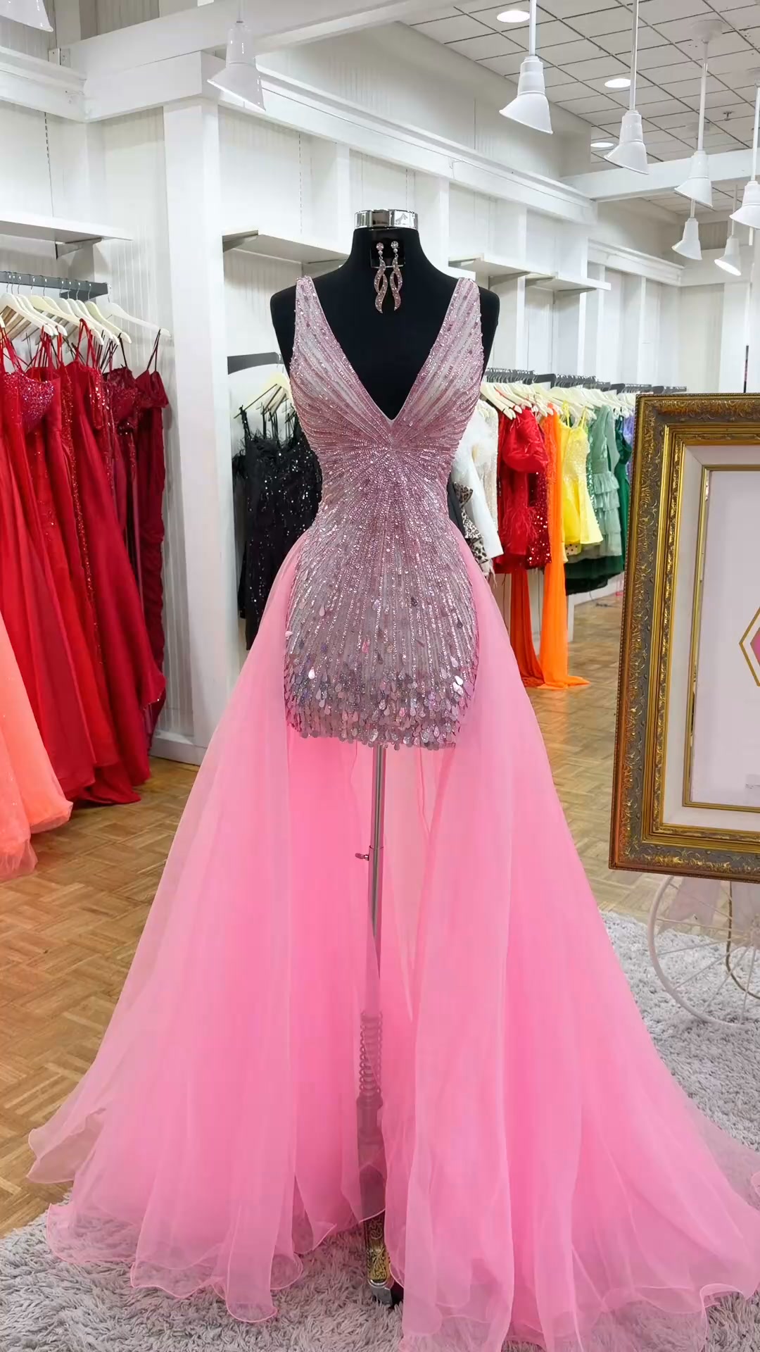 red and gold quinceanera dresses Vintage Wedding 3D Flower Ball Gown Quince Dress 6748 – Viniodress neck bodice with flutter S/M Size:Large: Men's 12+ ~ Women's 13+ JJ's House Jelany A-line