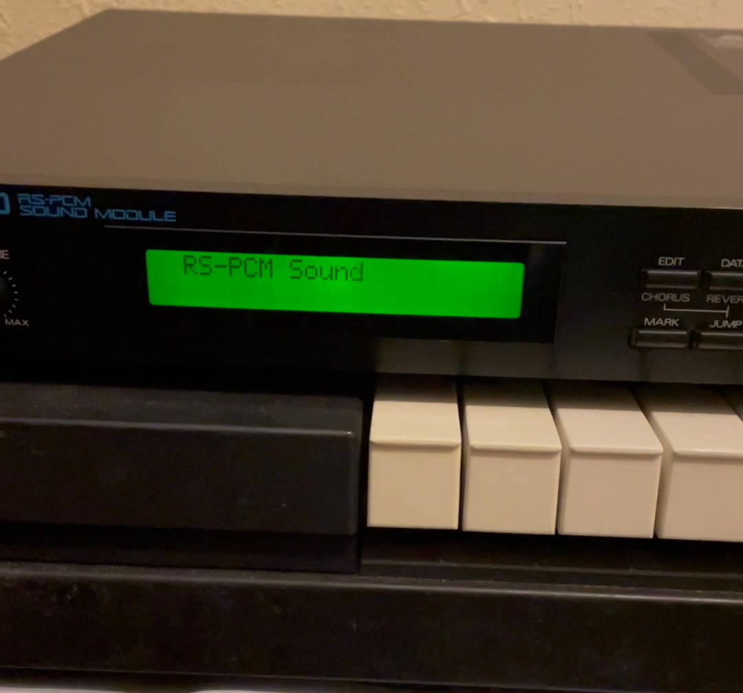 Can Roland U-220 PCM card timbres be accessed via regular menu?