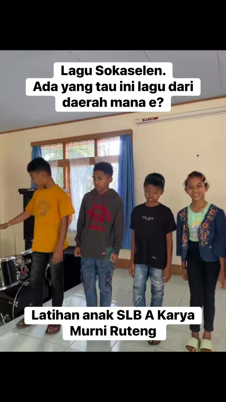 Lagu Sokaselen #tunanetra #sorotansemuaorang #slbkaryamurniruteng # ...