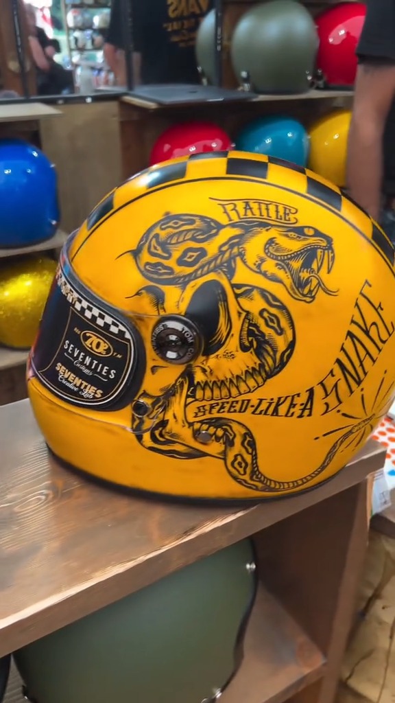 custom paint motorcycle helmet chopper Daytona Cruiser Lightning Open Face Helmet, 2XL approved 3/4 shell design Simpson Motorcycle CHOP69XL - Chopper