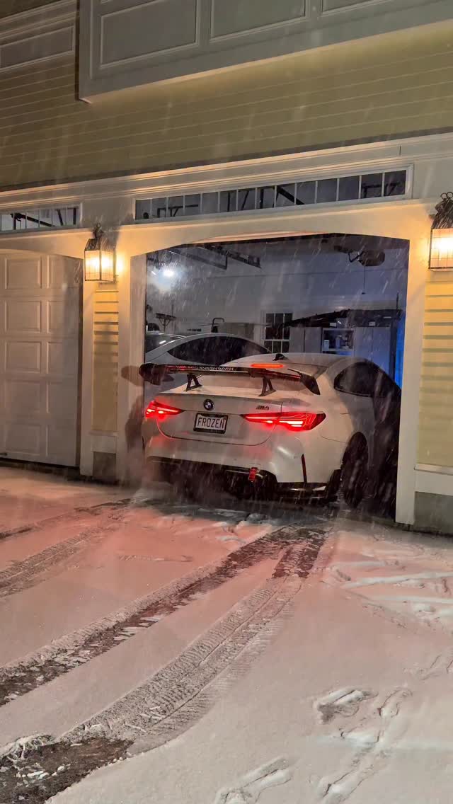 Snowfall M4 #bmw #bmwm #m4 #cars #g82 | Matt Sungarian | Facebook