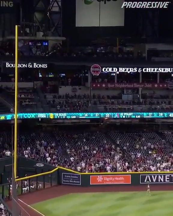 Locklear's first home run as a D-back! | Arizona Diamondbacks | Facebook