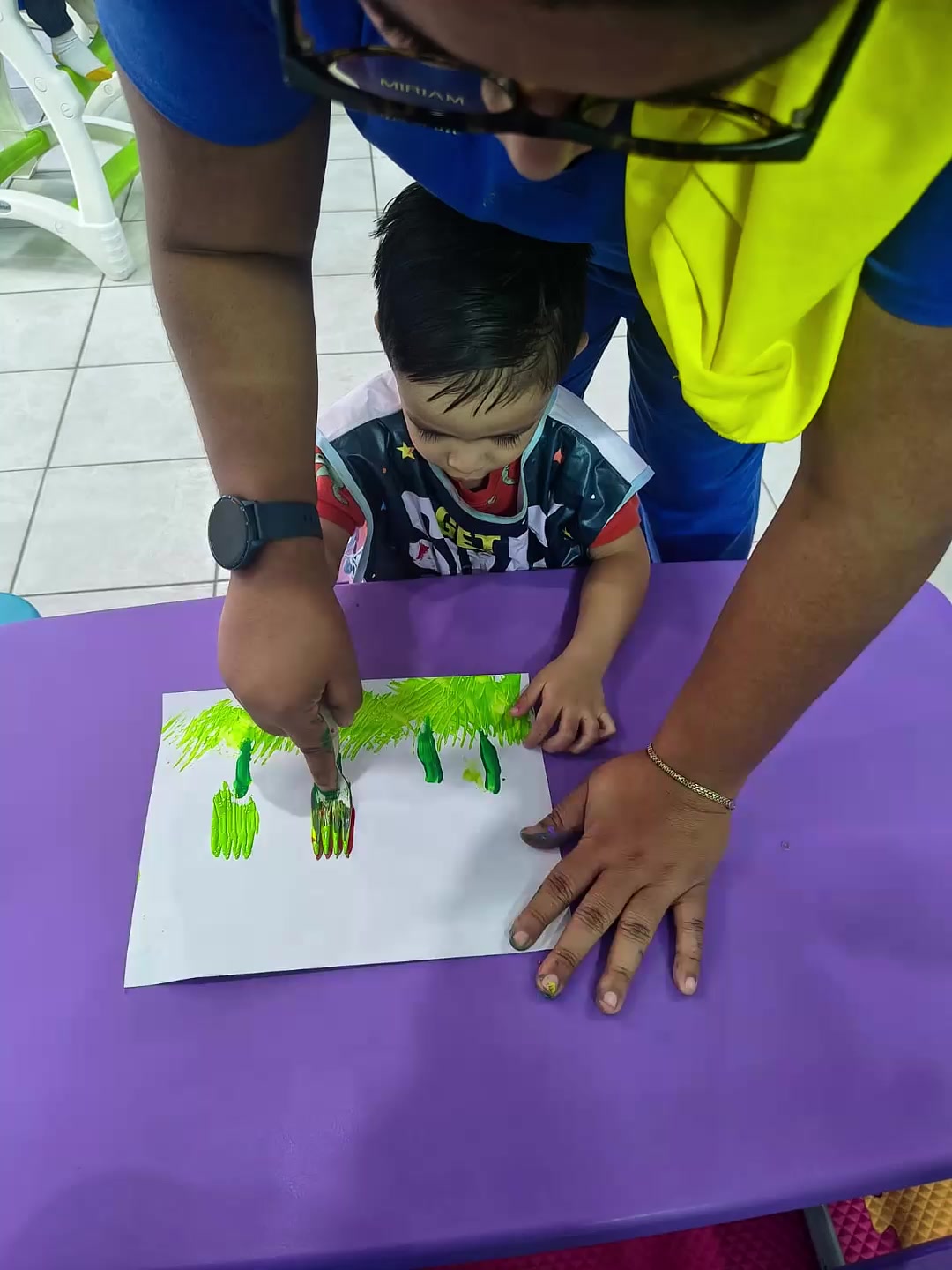Entrar a la plataforma Aluzo es sencillo. Sólo sigue estos pasos ...