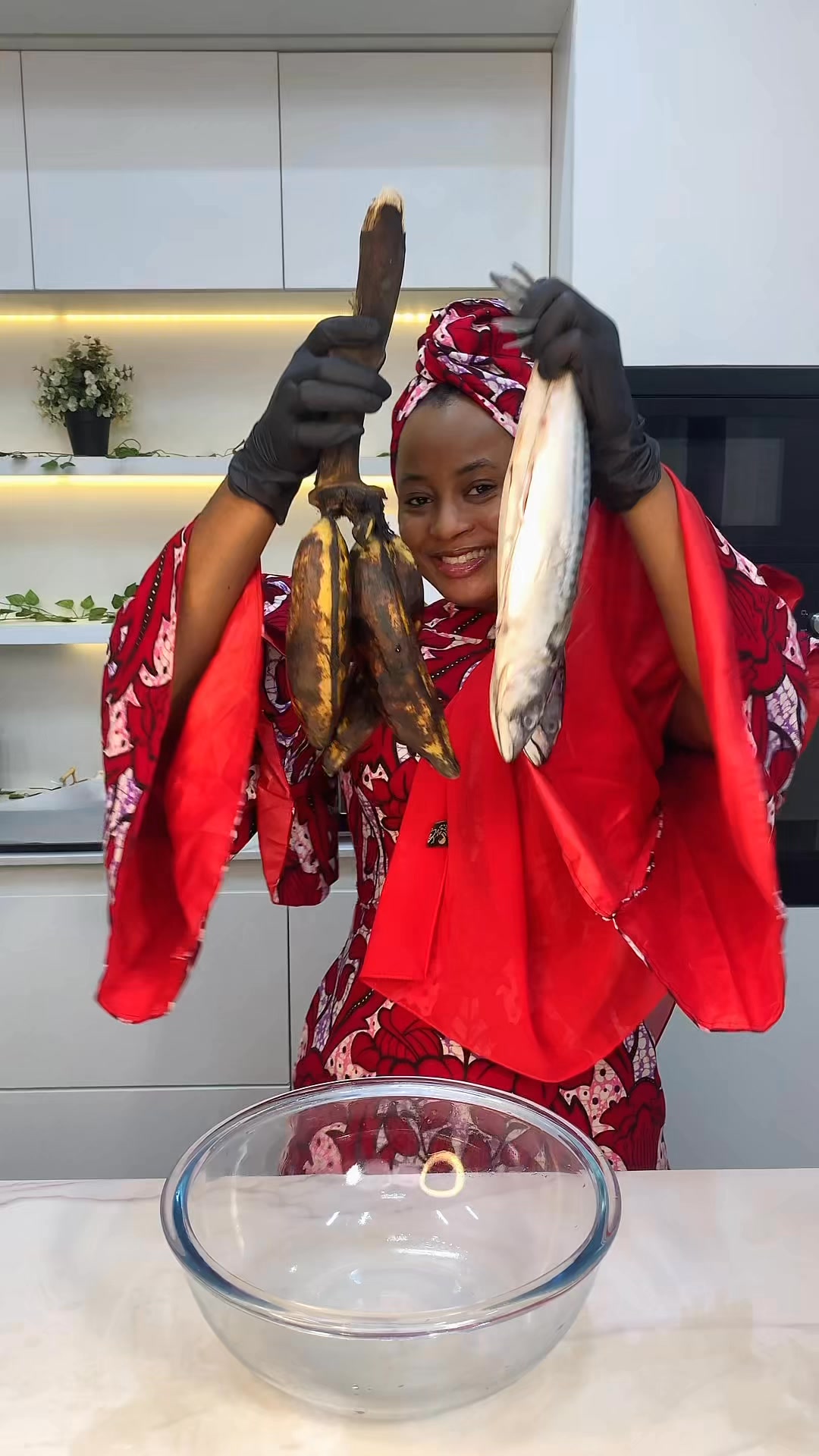 Bole and fish - with a twist 🔥👌☺️( the twist , palm oil rubbed on the ...