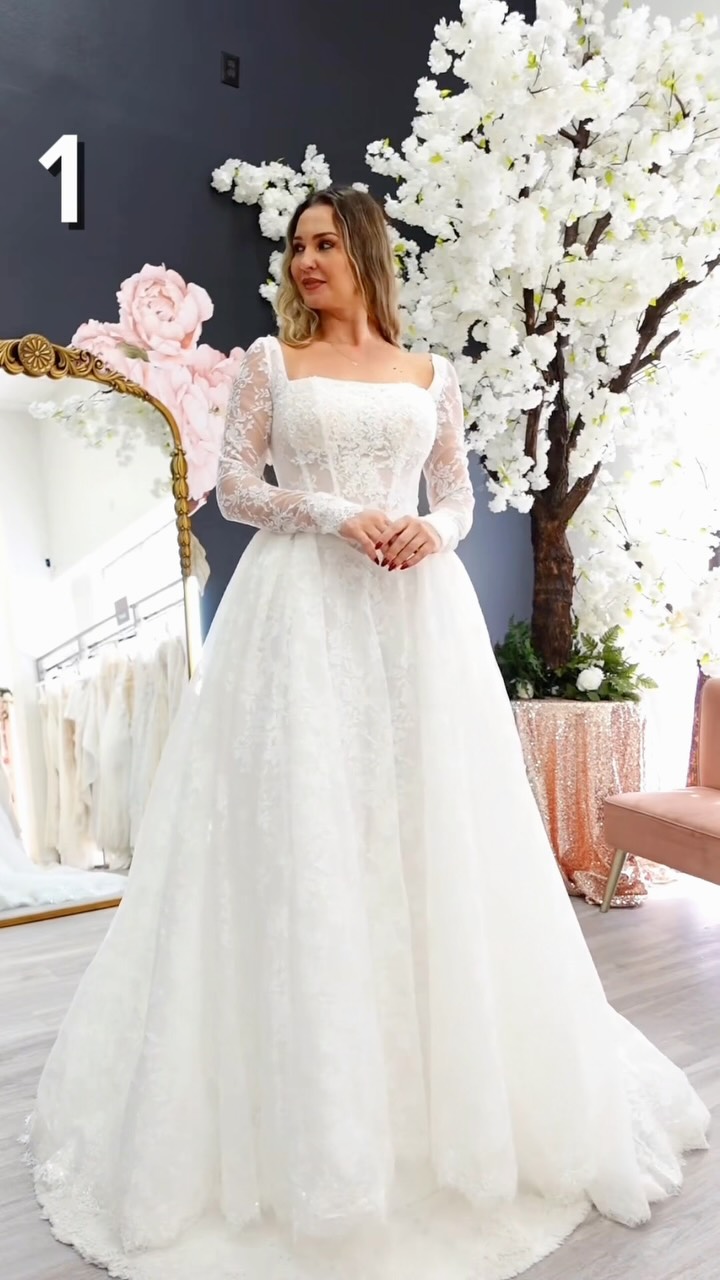 🚨 COMING SOON 🚨 Gown: Made with Love Huxley & Huxley flowy @madewithlovebridal