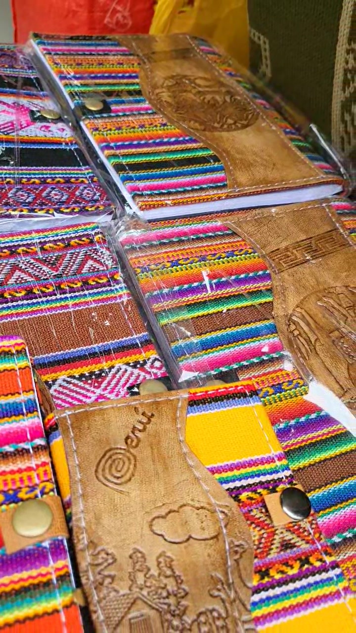 Libretas de manta en varios estilos con cuero con piel con telas ...