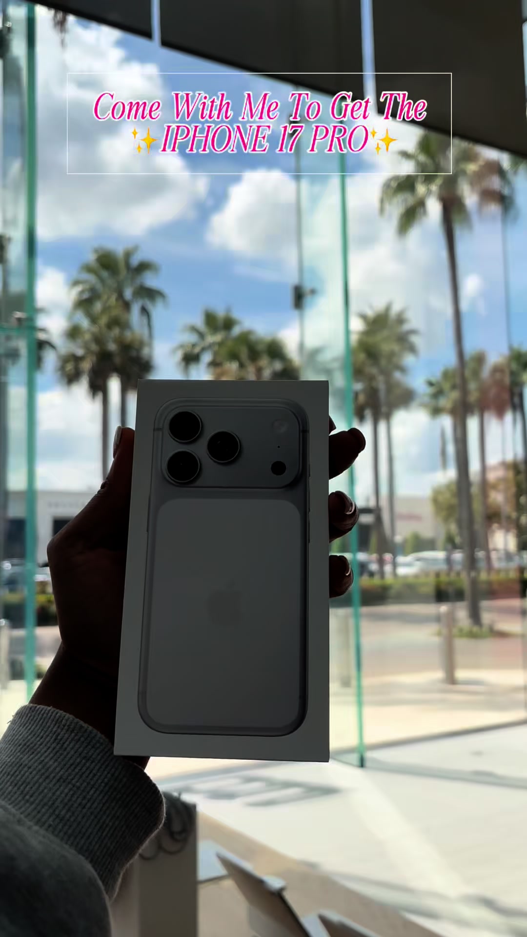 Come with me to get the iPhone 17 Pro😻😻 | jadealeciaa | Facebook