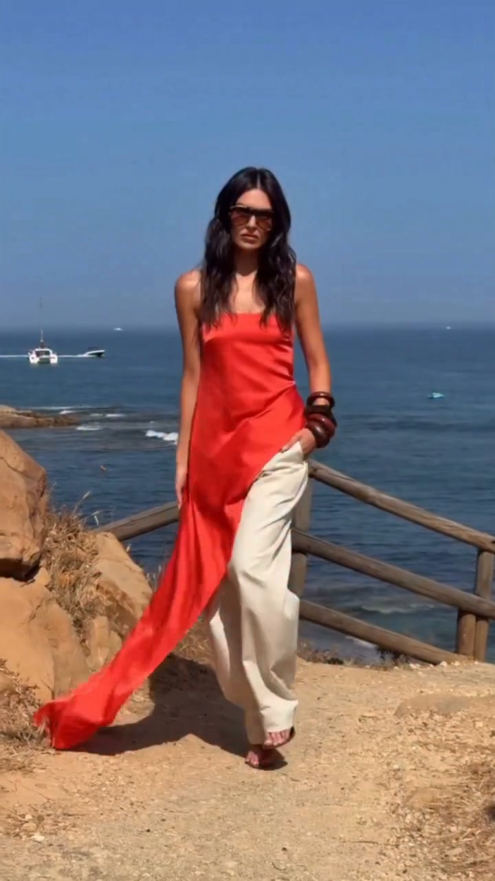 beach dress revolve Make a statement in standout summer styles 🧡🥭 Shop the Luana Top from Camila Coelho Collection Málaga Collection ☀️ Available at REVOLVE: https://revolve.visitlink.me/PKWJiD | Cotton Stretch Poplin Slim Unique Size:11-12 YEARS