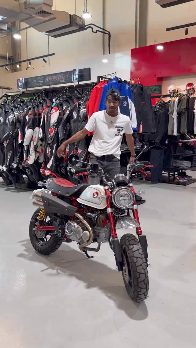 Hamza Murtaza - Meet the Honda Monkey 🐒 – the bike that... | Facebook