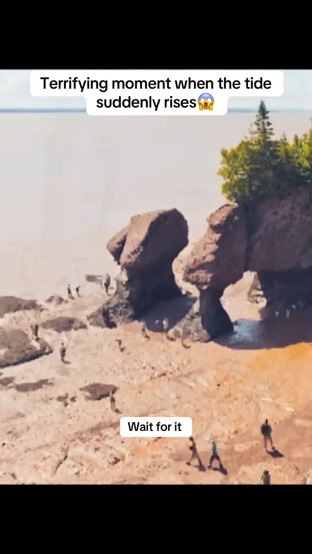 Terrifying moment when the tide suddenly rises #disasters #danger # ...