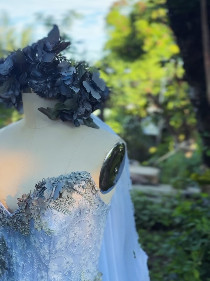 “I was a bride. My dreams were taken from me. But now—now I’ve stolen them from someone else. I love you, Victor, but you are not mine.” ~Emily 💀⚰️ 🪦 #corpsebride #timburton #halloween #fantasy 