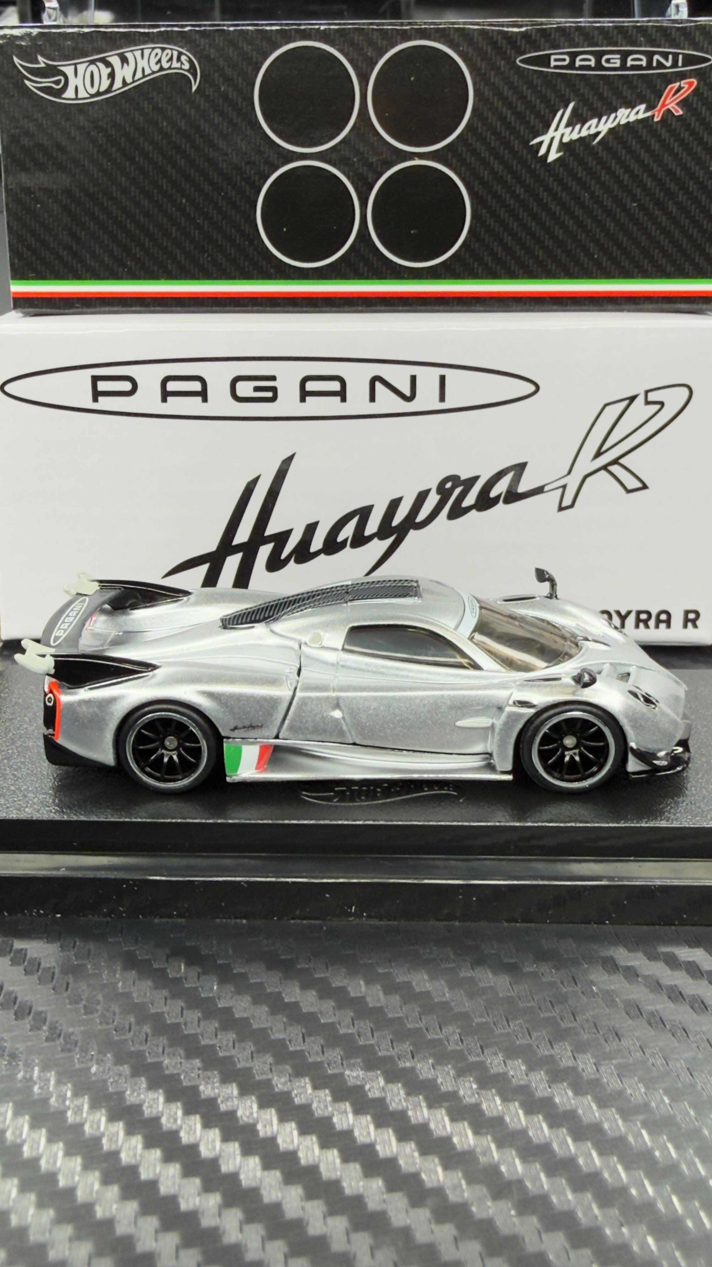 Hot Wheels RLC Exclusive 21' Pagani Huayra R #hotwheels