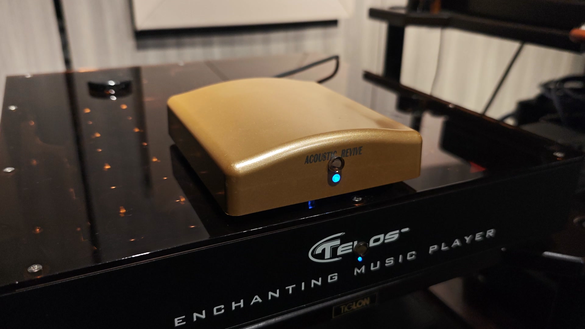 舒曼波的始祖日本Acoustic Revive RR-888，咁多年價格依然不變，百分百