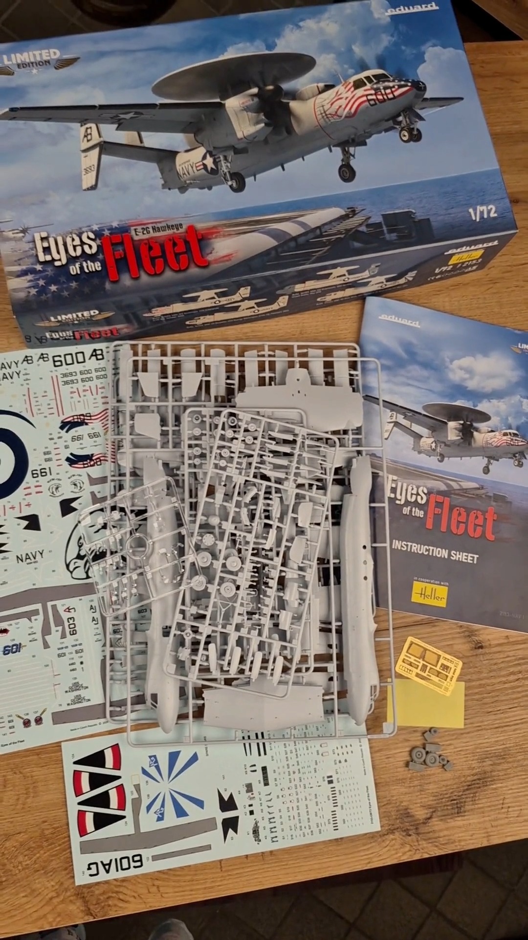 Hasegawa 1/72 E-2C Hawkeye 2000 model