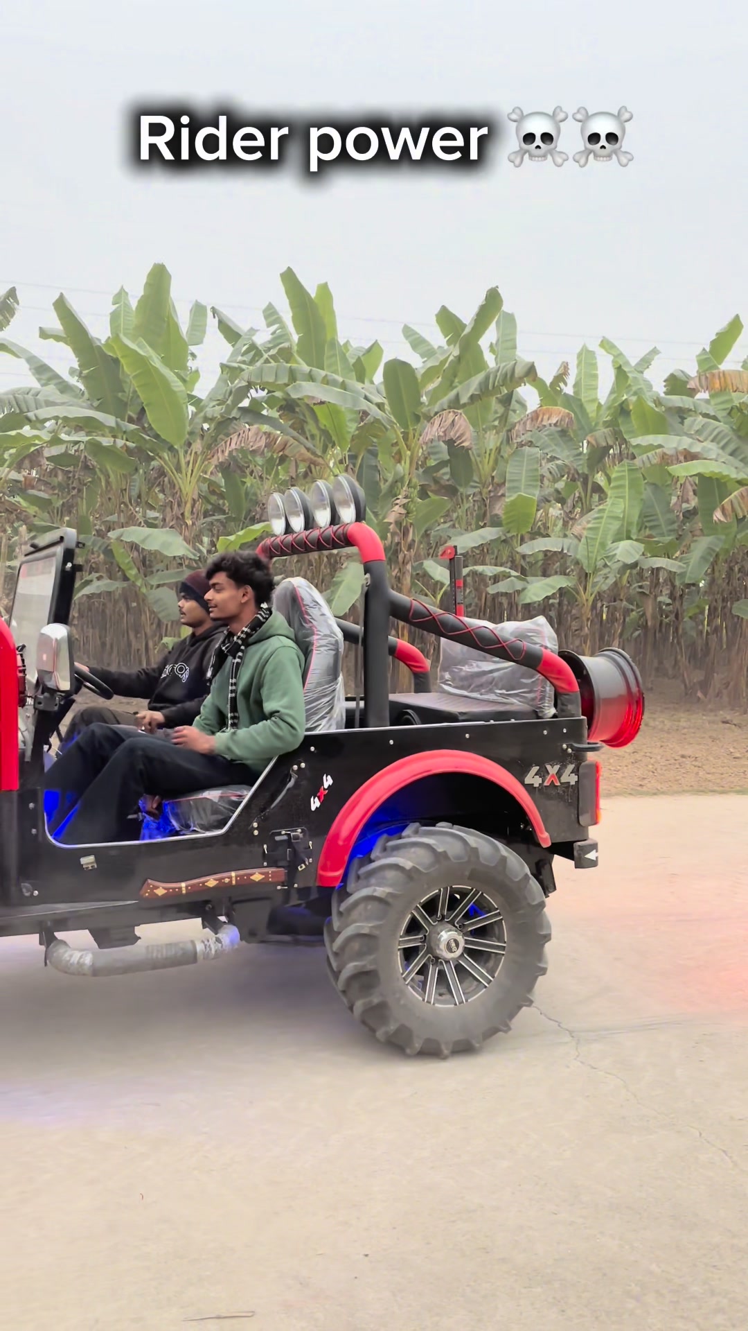 Mahindra Jeb🦅🦅 ️ Public reaction #bike lover #viralreels #zx10rlover # ...