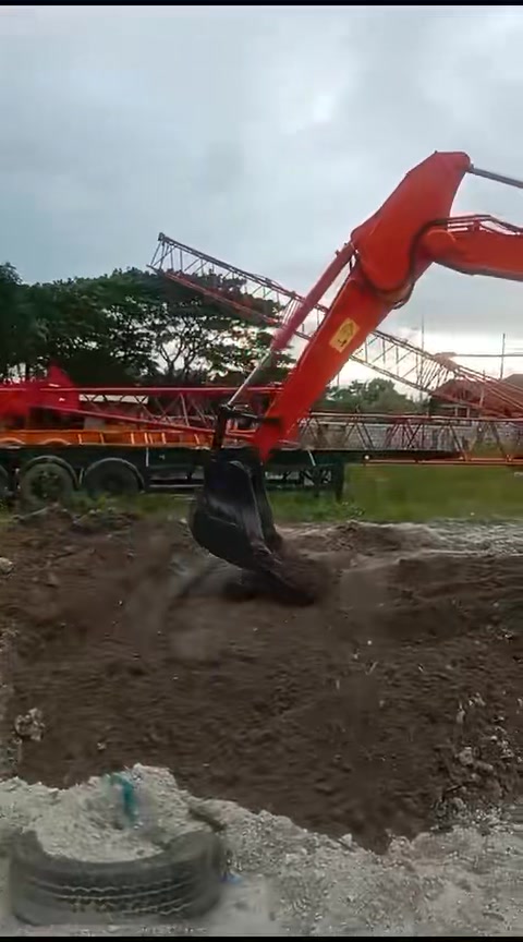 Hitachi Hybrid zh200-A | Mian Brothers Heavy Equipment