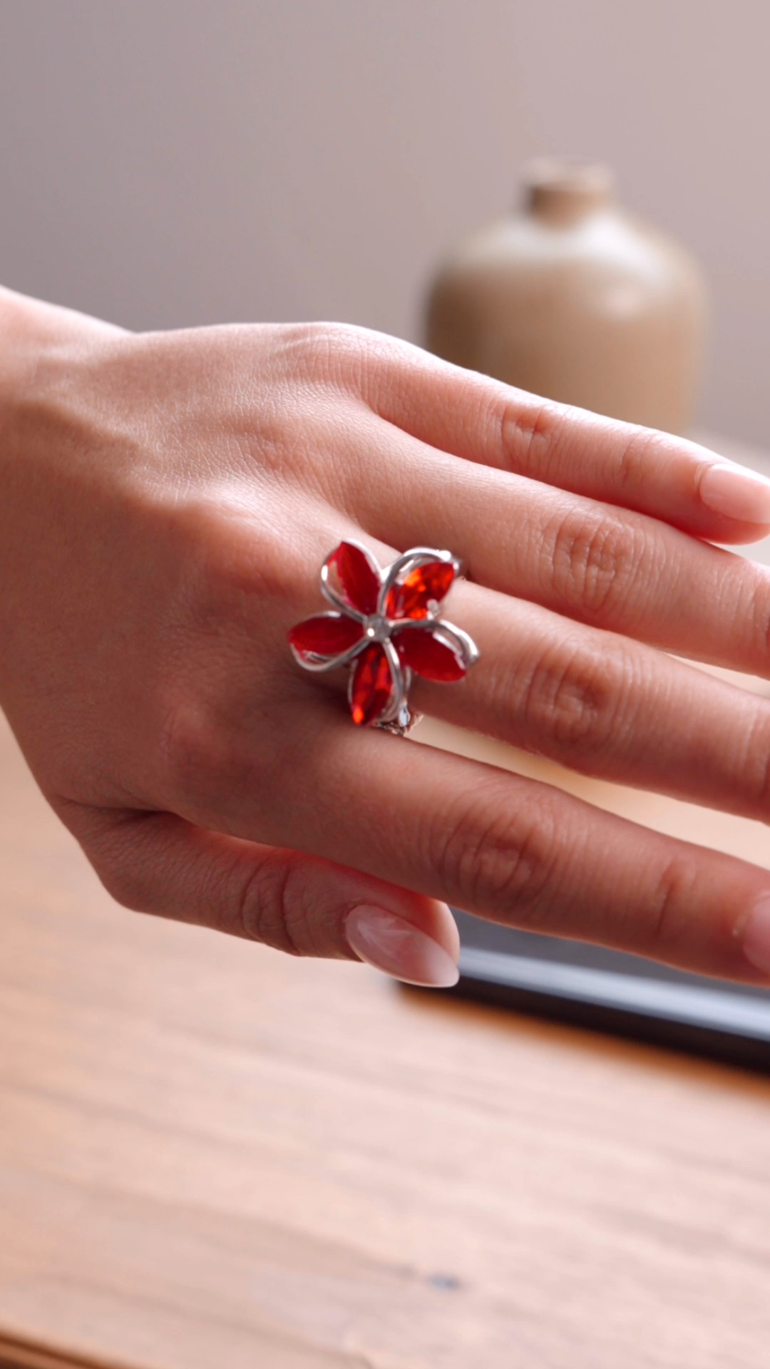 SNEAK PEEK: Make a big style statement with this rose gold signet