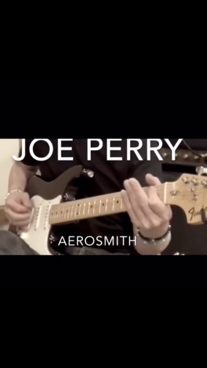 Joe Pery performs 
