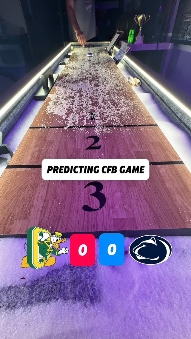 Who’s going to win? 🔥 #shuffleboard #cfb #collegefootball #oregon # ...