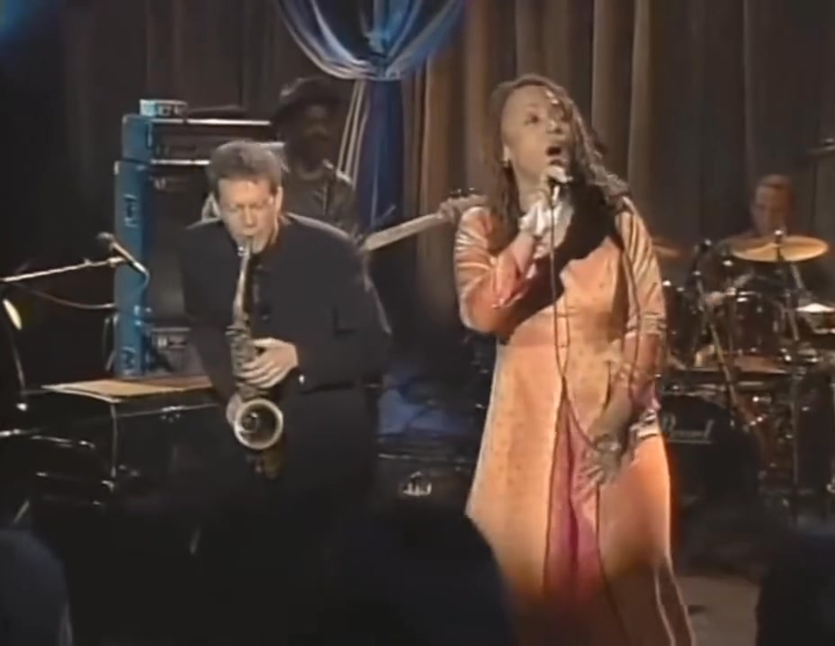 Cassandra Wilson & Marvin Sewell perform 