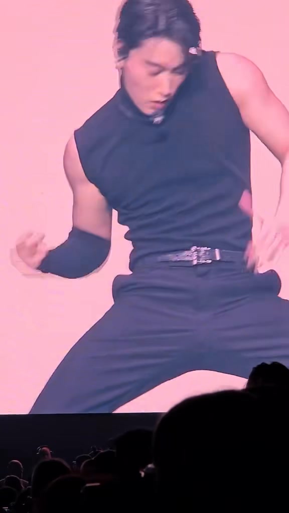 ATEEZ's San performances at Music Core show