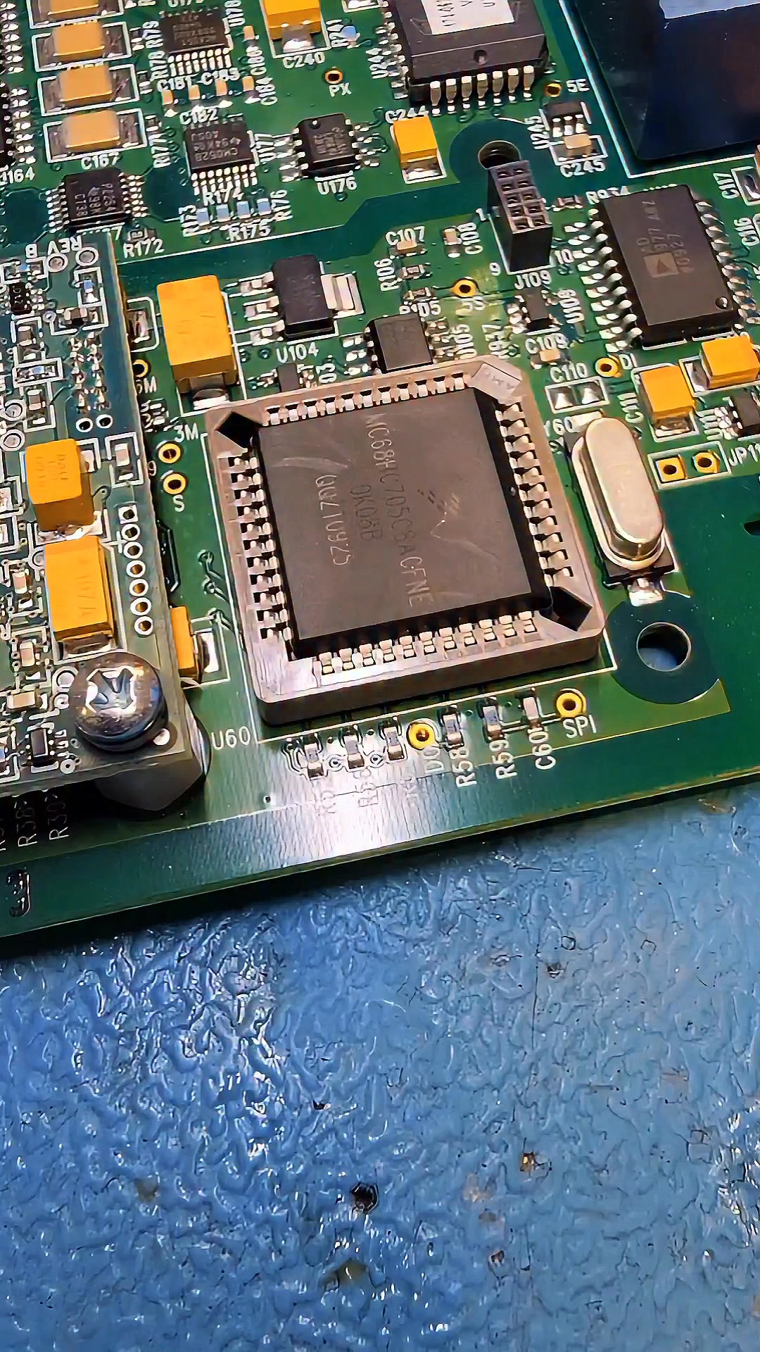 These Two Precision Screwdrivers Might Not Going To Get This Chip Off ...