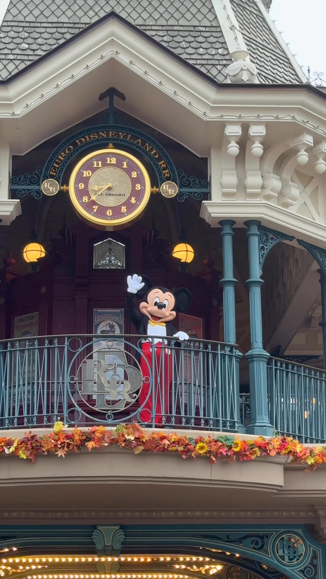 Captain Mickey arrives to his meet and greet at Disney Newport Bay