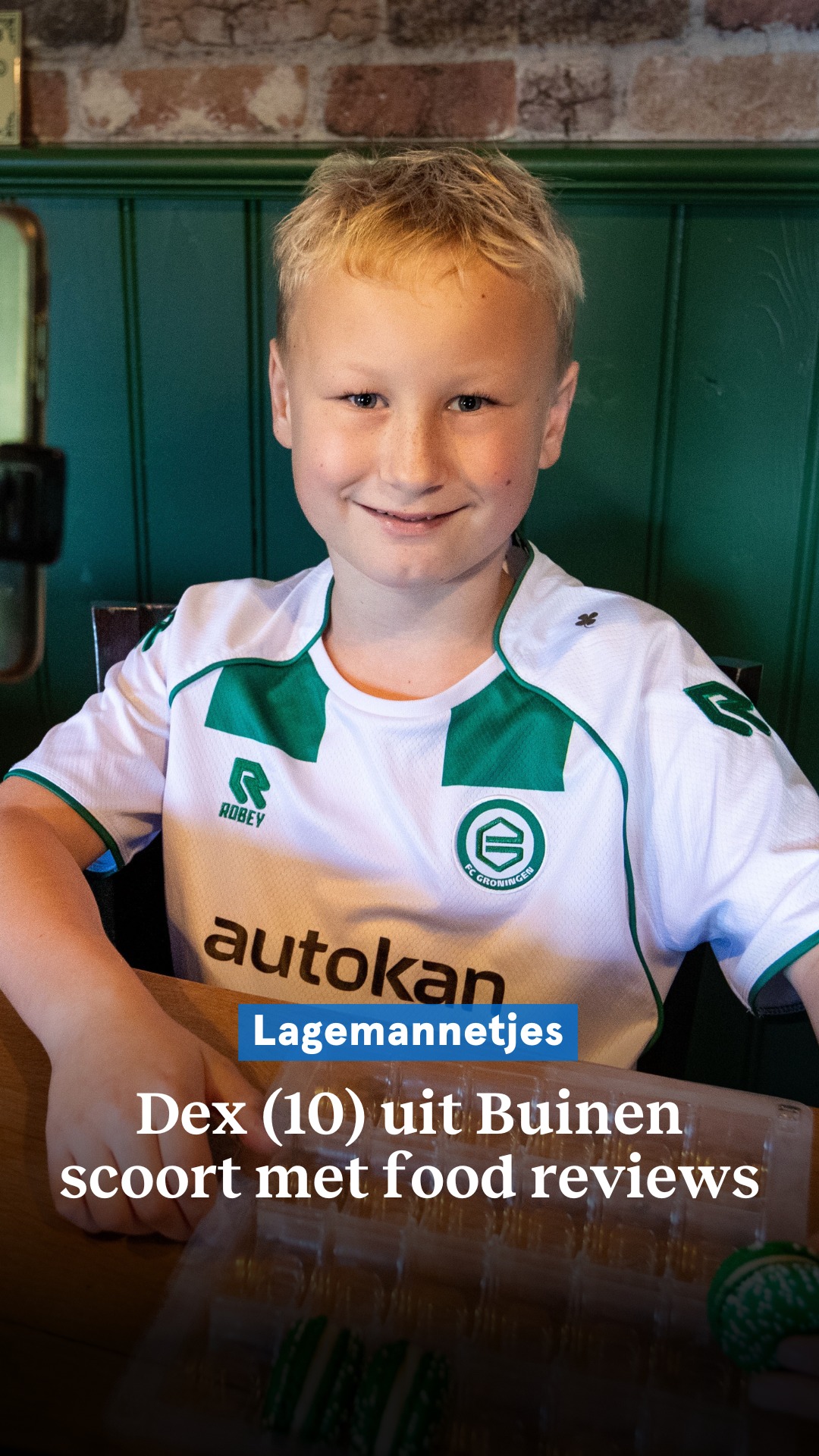 Gekke snacks proeven en ze een cijfer geven. Dex Lageman (10) uit ...