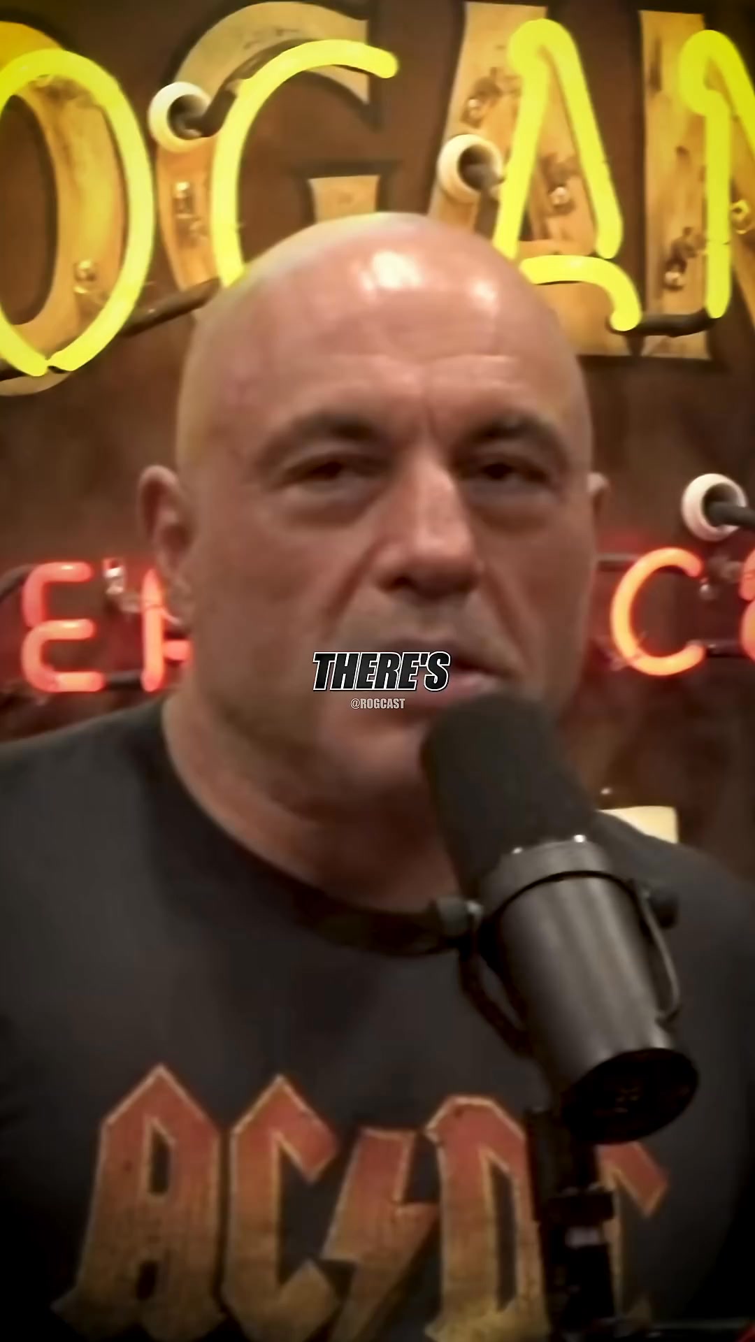 Joe Rogan is IN LOVE With Range Rover | Viralmindtwo | Facebook