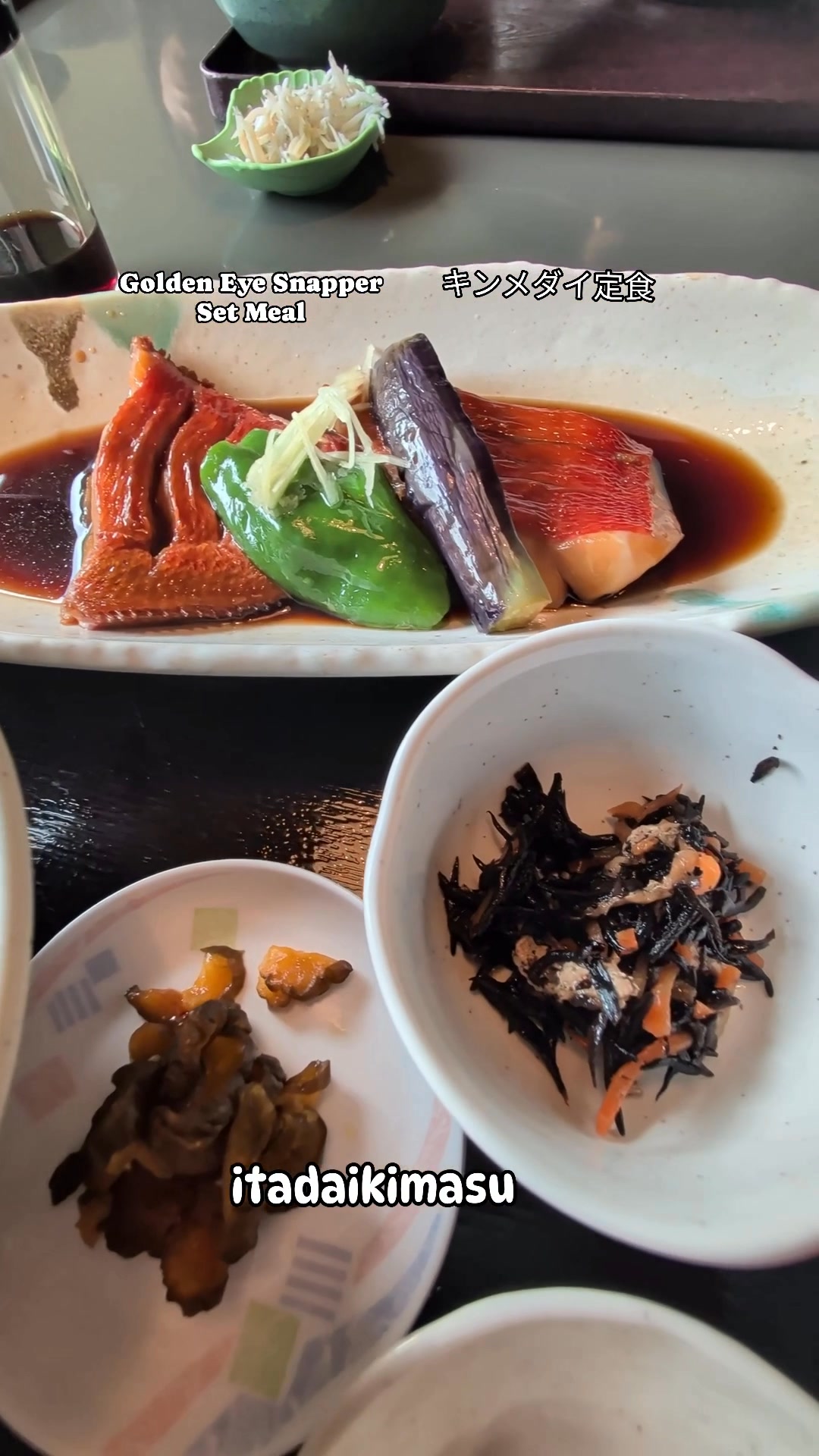 📷It is a traditional Japanese set menu featuring Kinmedai (a