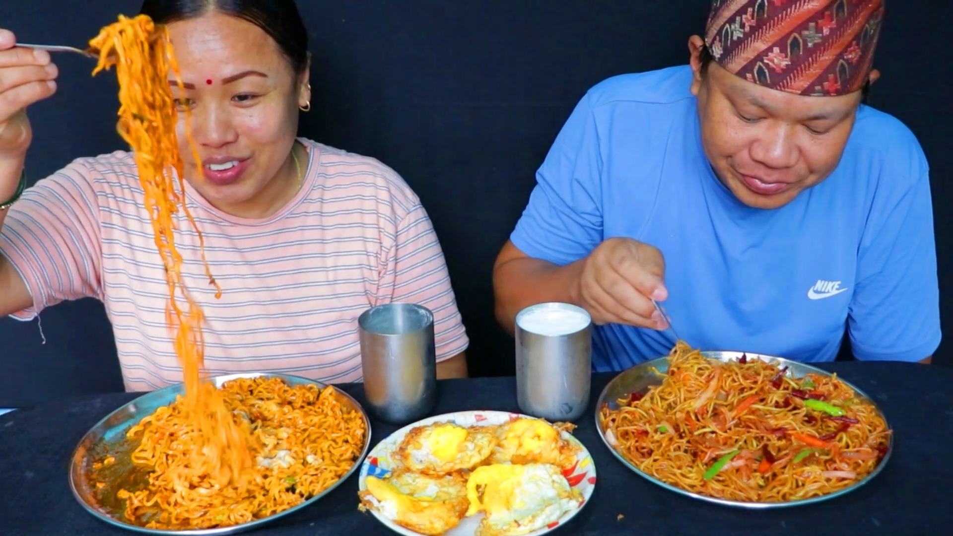 SPICY RAMEN NOODLES 🔥 ATTA CHOWMEIN EATING CHALLENGE | GANGA THAPA ...