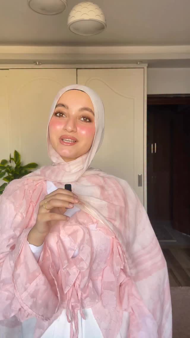 How to avoid separated cream blush💗🍇💕 | Mayyar Yahia - ميار يحيى | Facebook