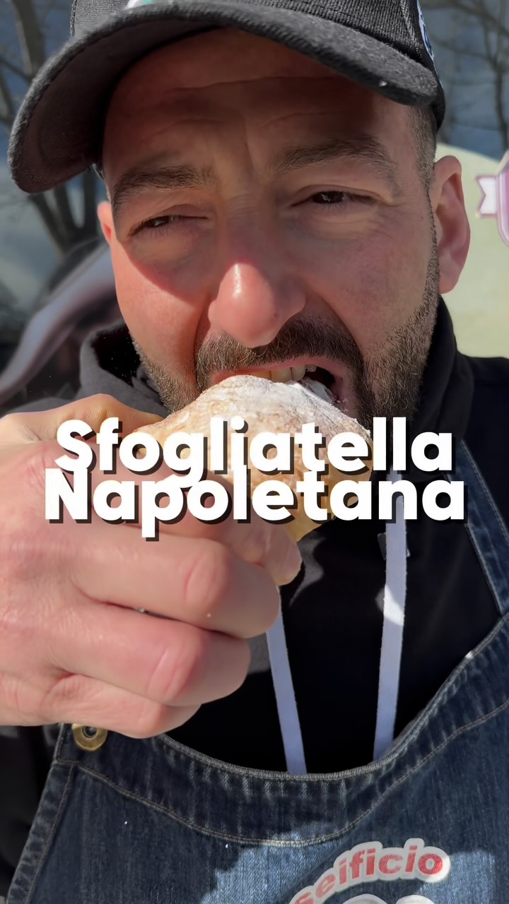 La sfogliatella la facciamo meglio a Roma! 🤤 Ci trovi in 📍Lungotevere ...