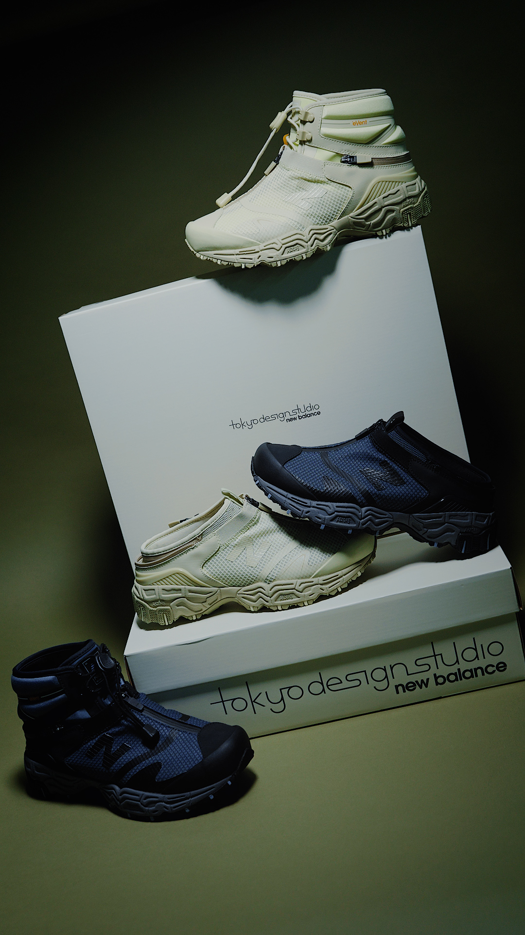 One shoe. Two ways to wear it. The TOKYO DESIGN STUDIO New Balance