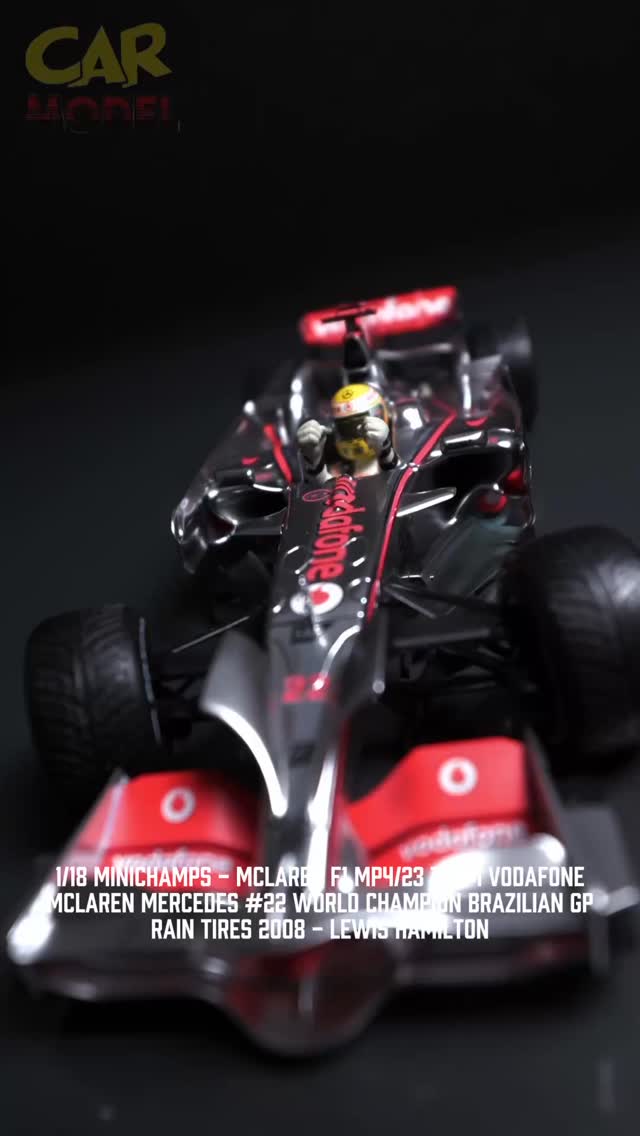 1/18 MINICHAMPS - McLAREN F1 MP4/23 TEAM VODAFONE McLAREN MERCEDES