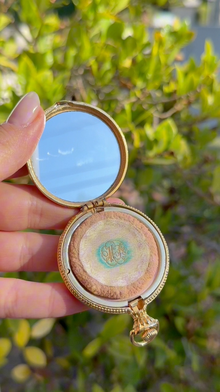 1960s Max Factor Face Powder that looks exactly like a pocket
