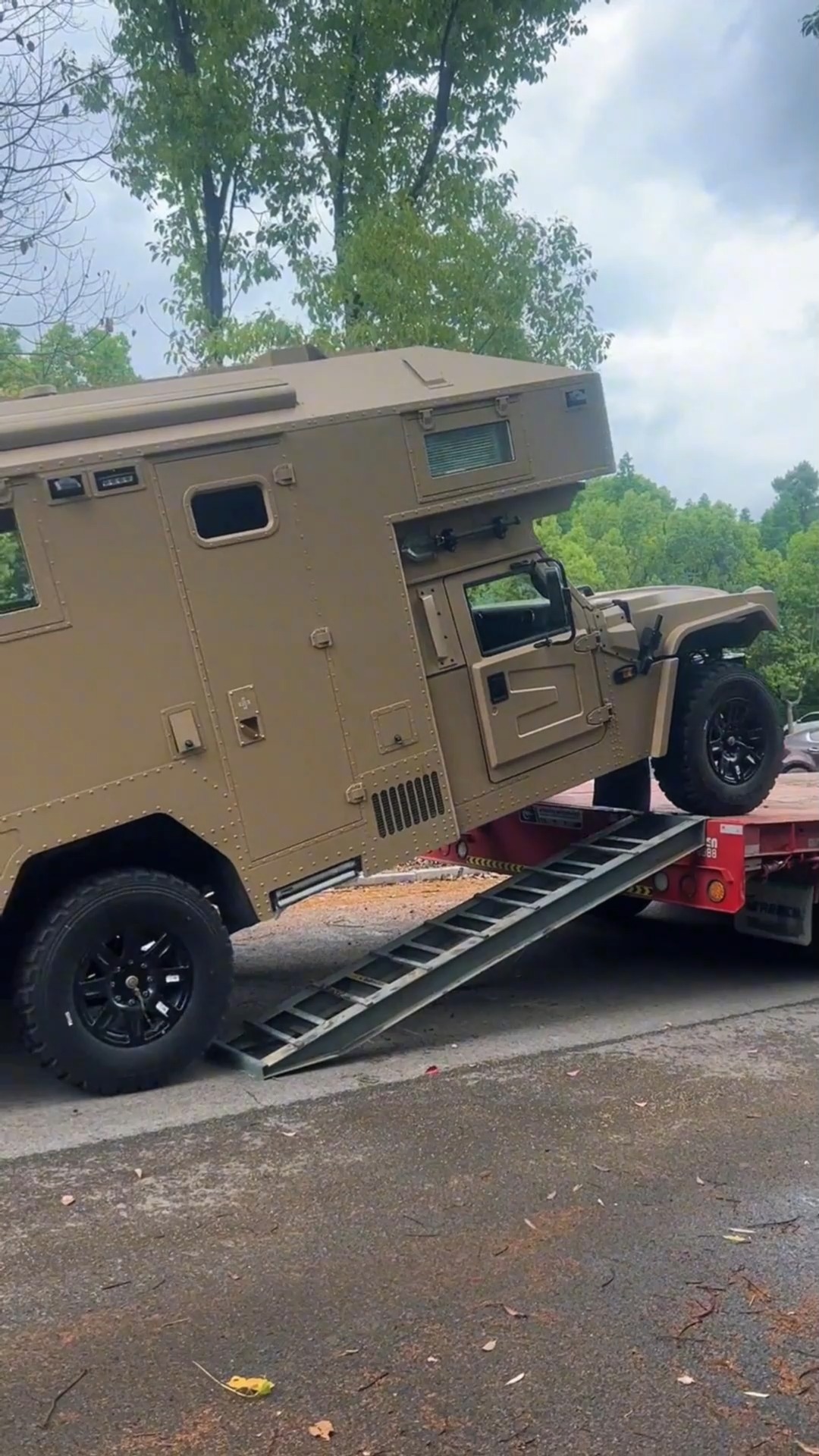 Pop-up Pickup Camper All-aluminum body Ford F-150 Toyota Hilux Tundra ...