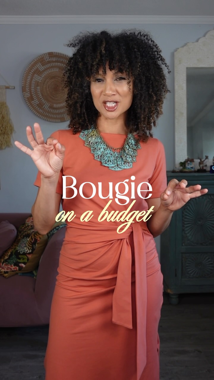 Transitional dressing with Quince in my favourite category: Natural fibers. , I’ve been clearing out my closet, my keep pile is 90% natural fibers. Why? Cause in any cut, pattern or colour they tend 
