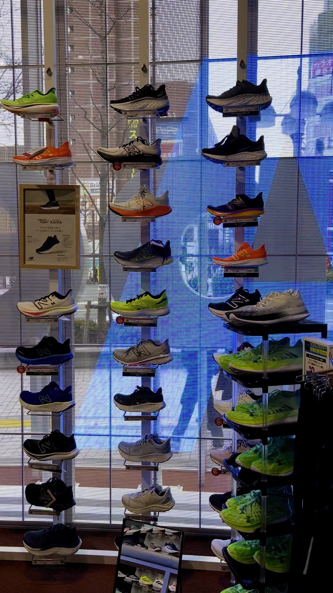 こ*ん様 ナイキ　置物　オブジェ Only in Japan. Found these during @sneakercon_jp Tokyo. Official