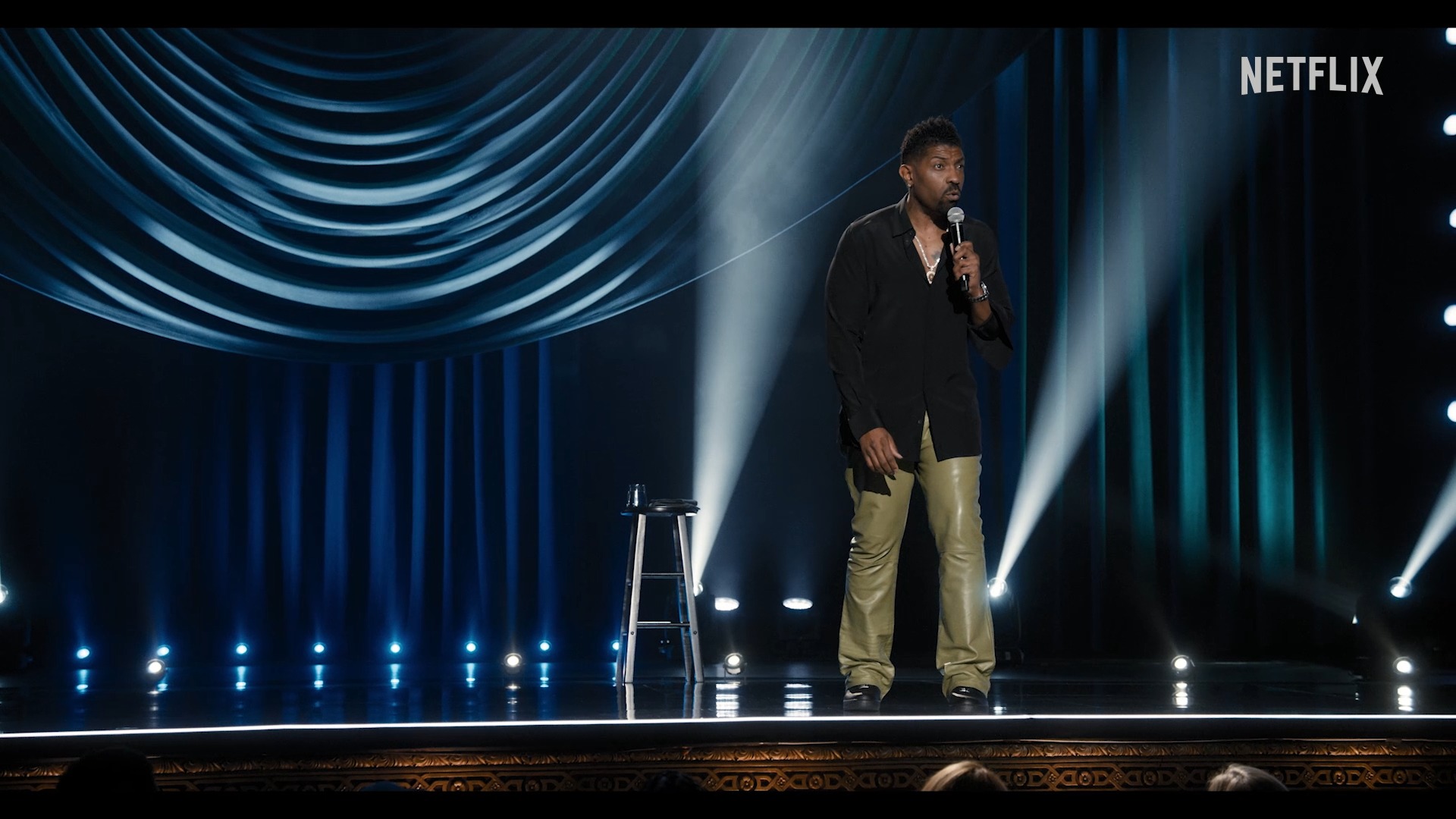 On September 5th, Deon Cole will be hitting the stage at Hollywood ...