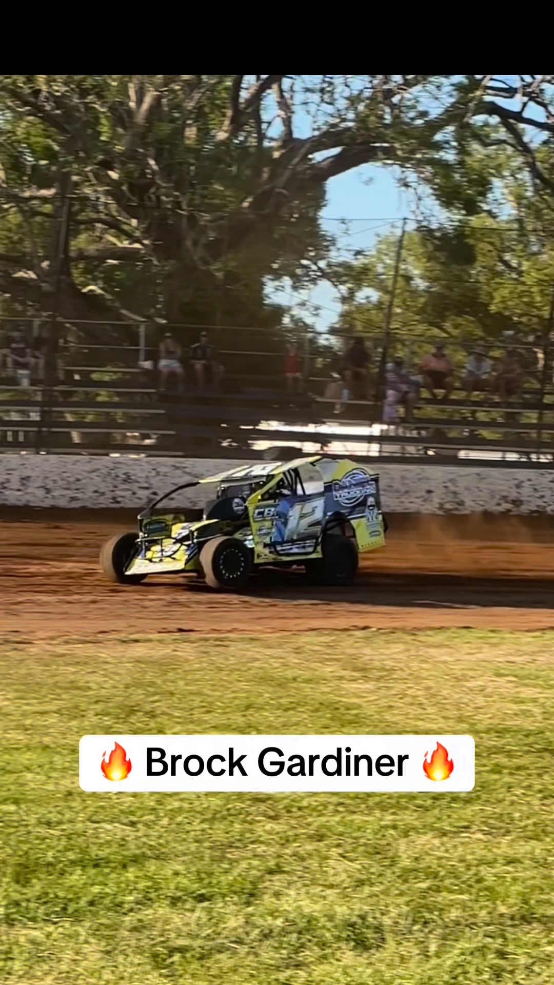 The 12 car was going hard Saturday night #graftonspeedway #modified # ...