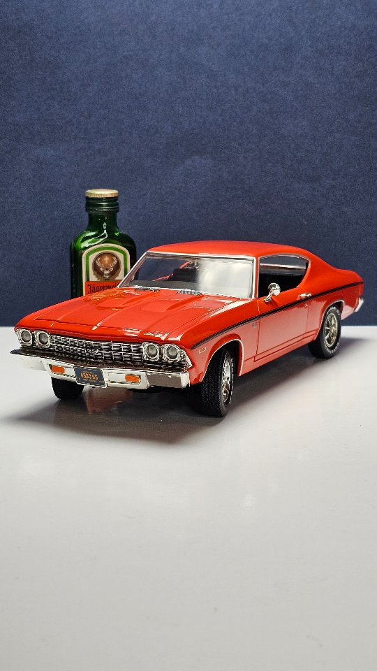⚪️ Chevrolet Chevelle SS 454 LS6 📐 1:18 scale ⚙️ ACME