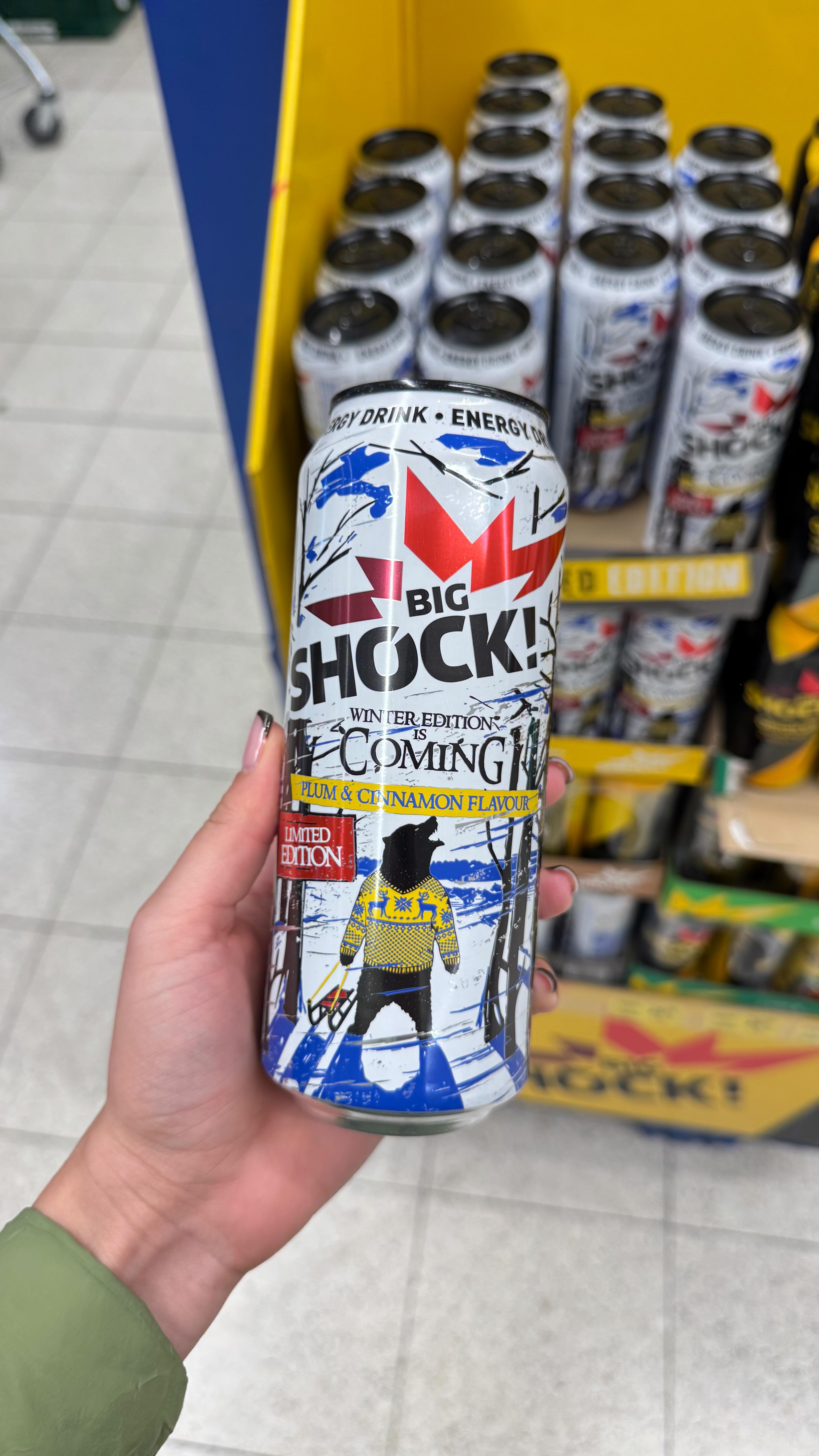 Zimní limitka Big Shocku s příchutí švestky a skořice je zpět v Albertu ...