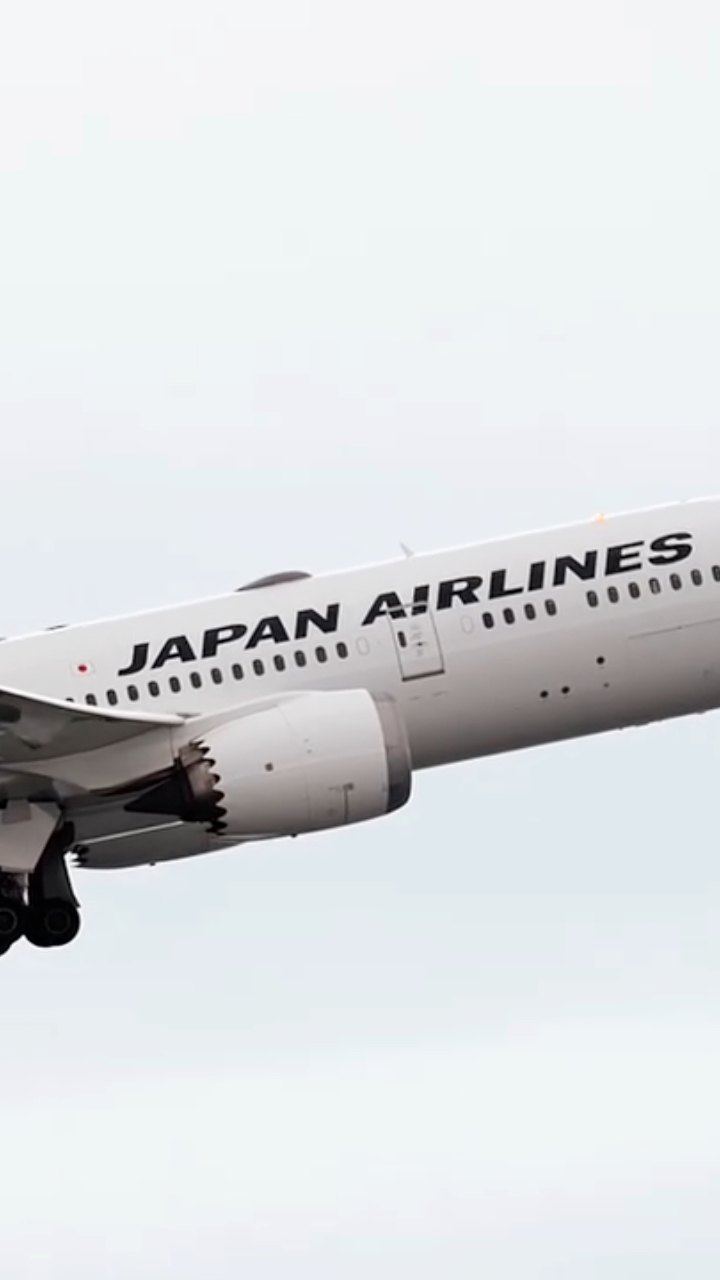 🇯🇵 ZIPAIR 787 Dreamliner • Stunning Taxi at SFO for Tokyo
