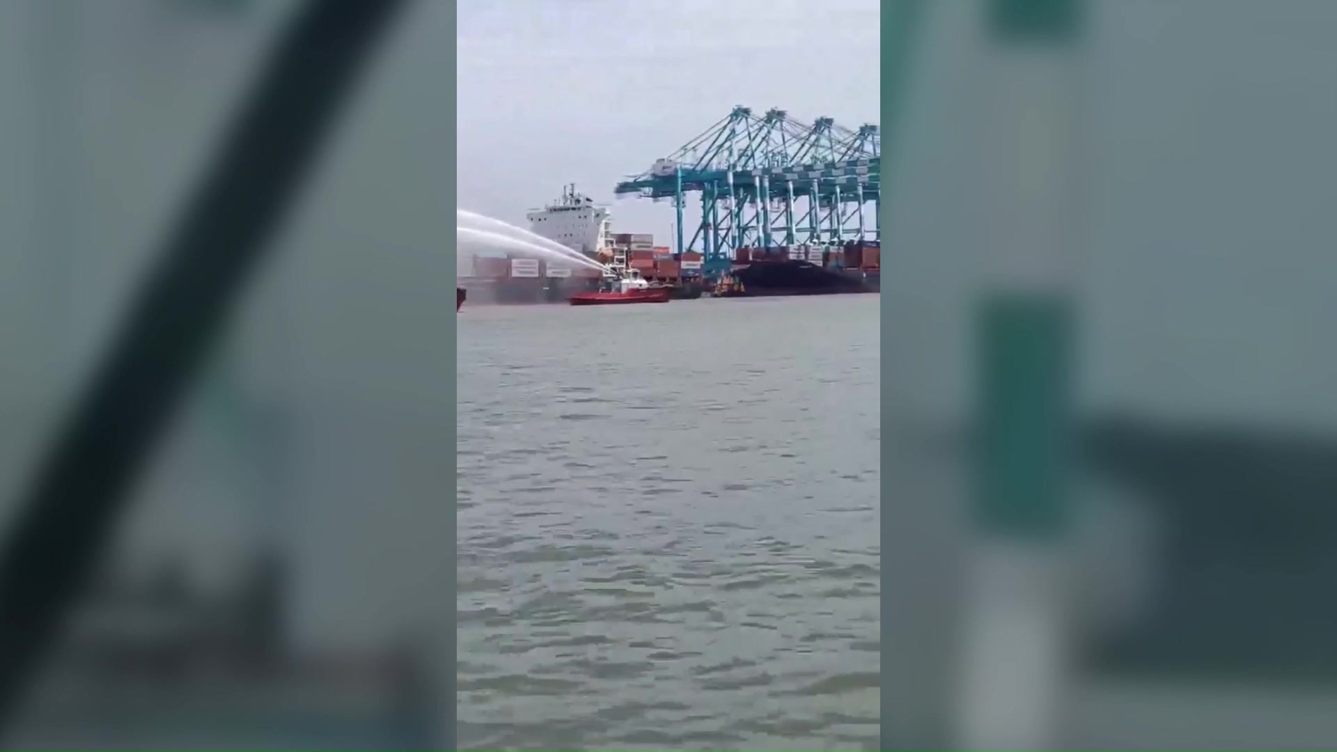 Another Containership Fire! Deadly Fire on MSC's Kyparissia at Port of ...