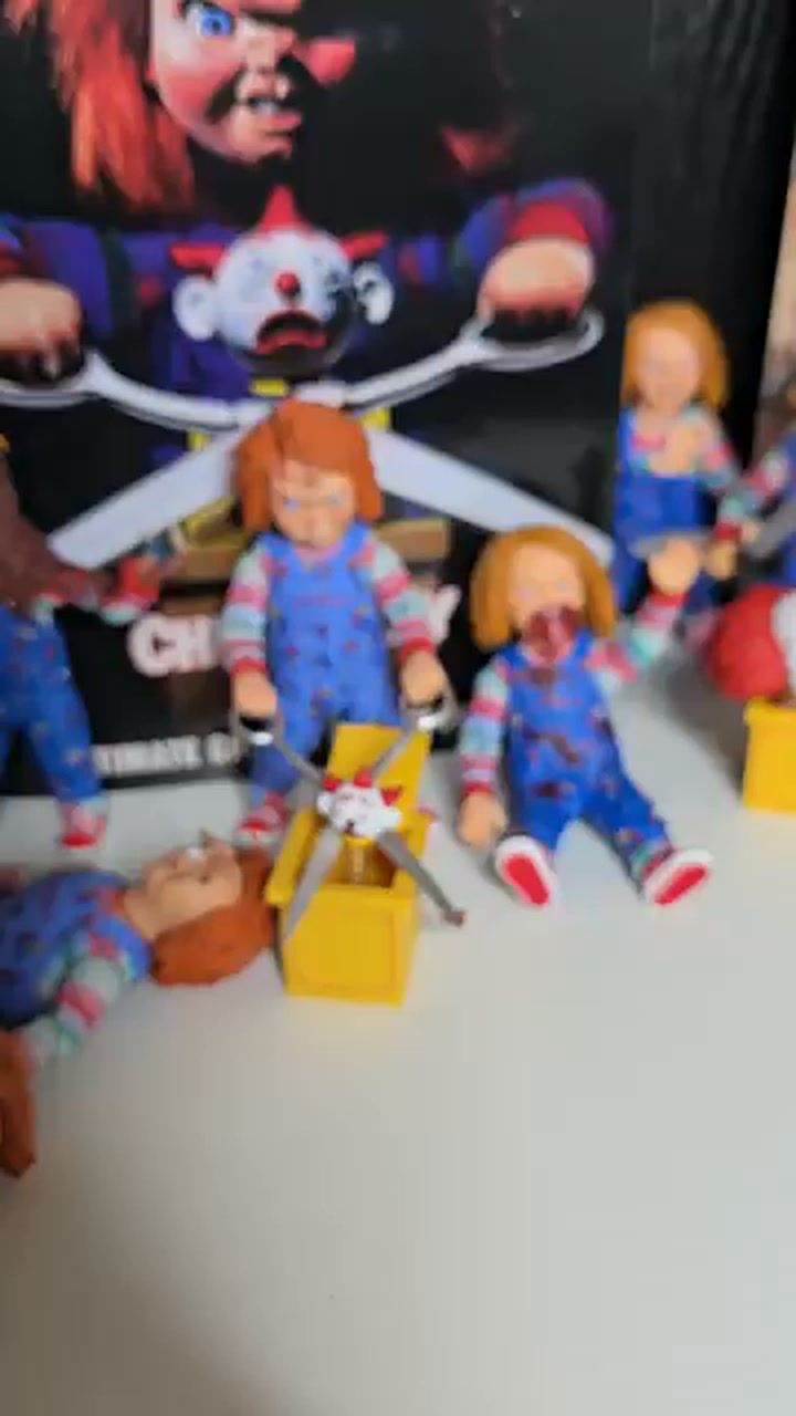 Figurine Chucky Pliable Et Articulée - The Noble Collection - 14 Cm - Accessoire Couteau Inclus - Collectionneur Et Fan Dès 17 Ans