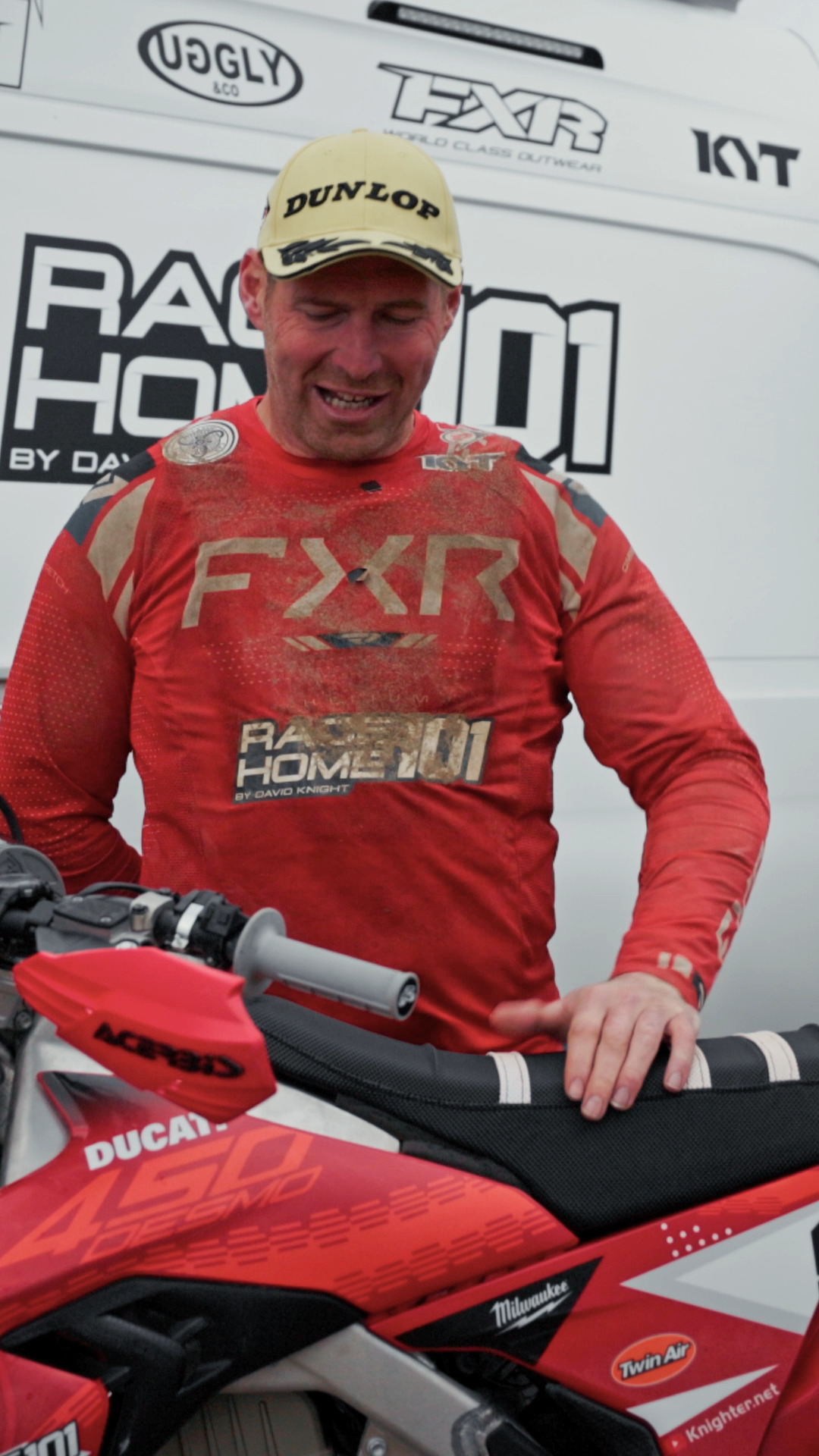 💬 David Knight Racing Training & Tours: 